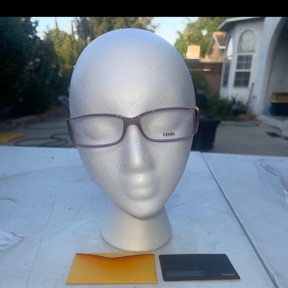 New fendi eyeglasses 
Zero power lens